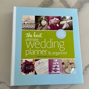 NEW The Knot Ultimate Wedding Planner
